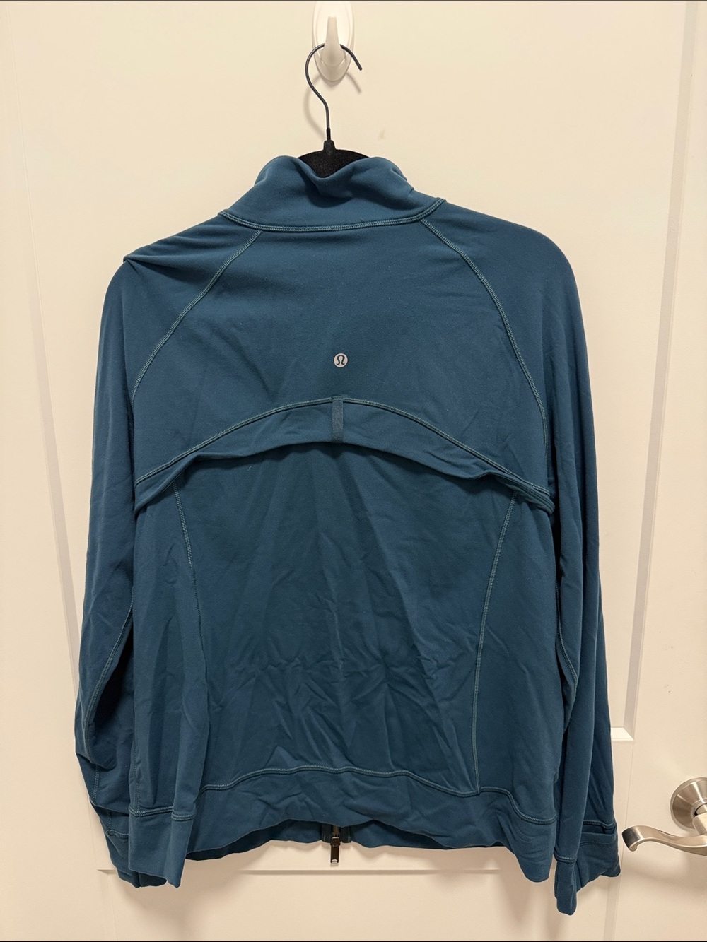 Define track jacket - Picture 3 of 3